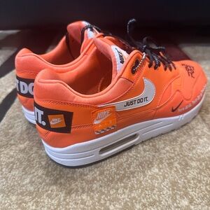 Nike Air Max Orange size 11 No Box. Great condition